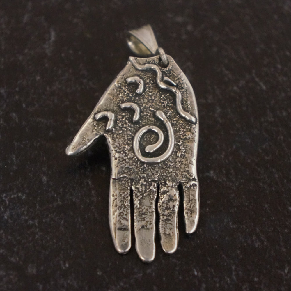 Peace pendant shop