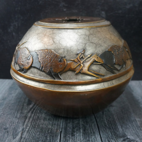 Buffalo Hunt Vessel
